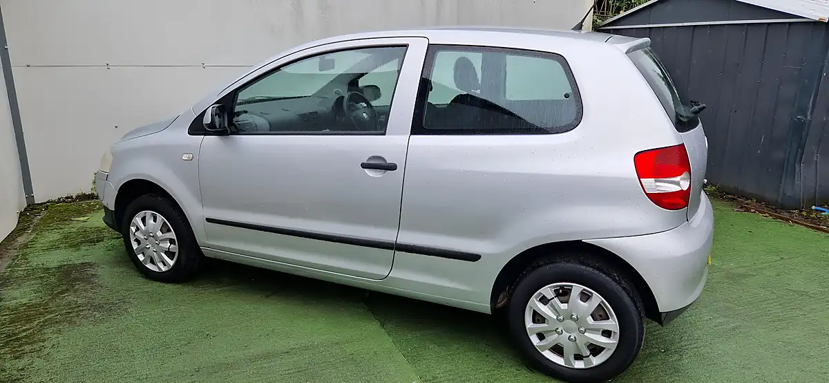 Used 2009 Volkswagen Fox Urban Fox Silver - Interior and Exterior details 5