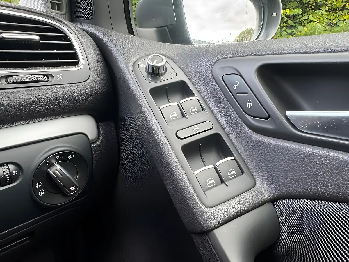 Used 2009 Volkswagen Golf GT Grey - Interior and Exterior details 20