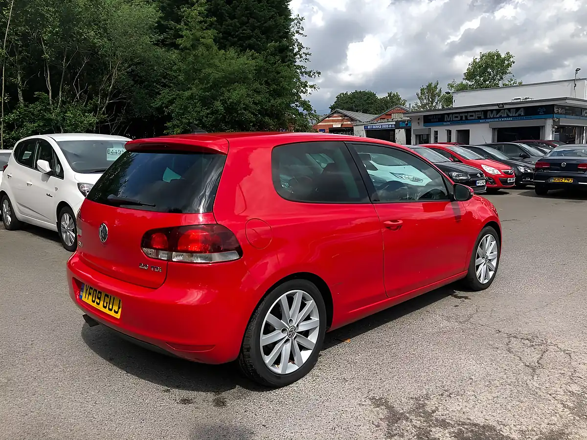 Used 2009 Volkswagen Golf GT Red - Interior and Exterior details 5
