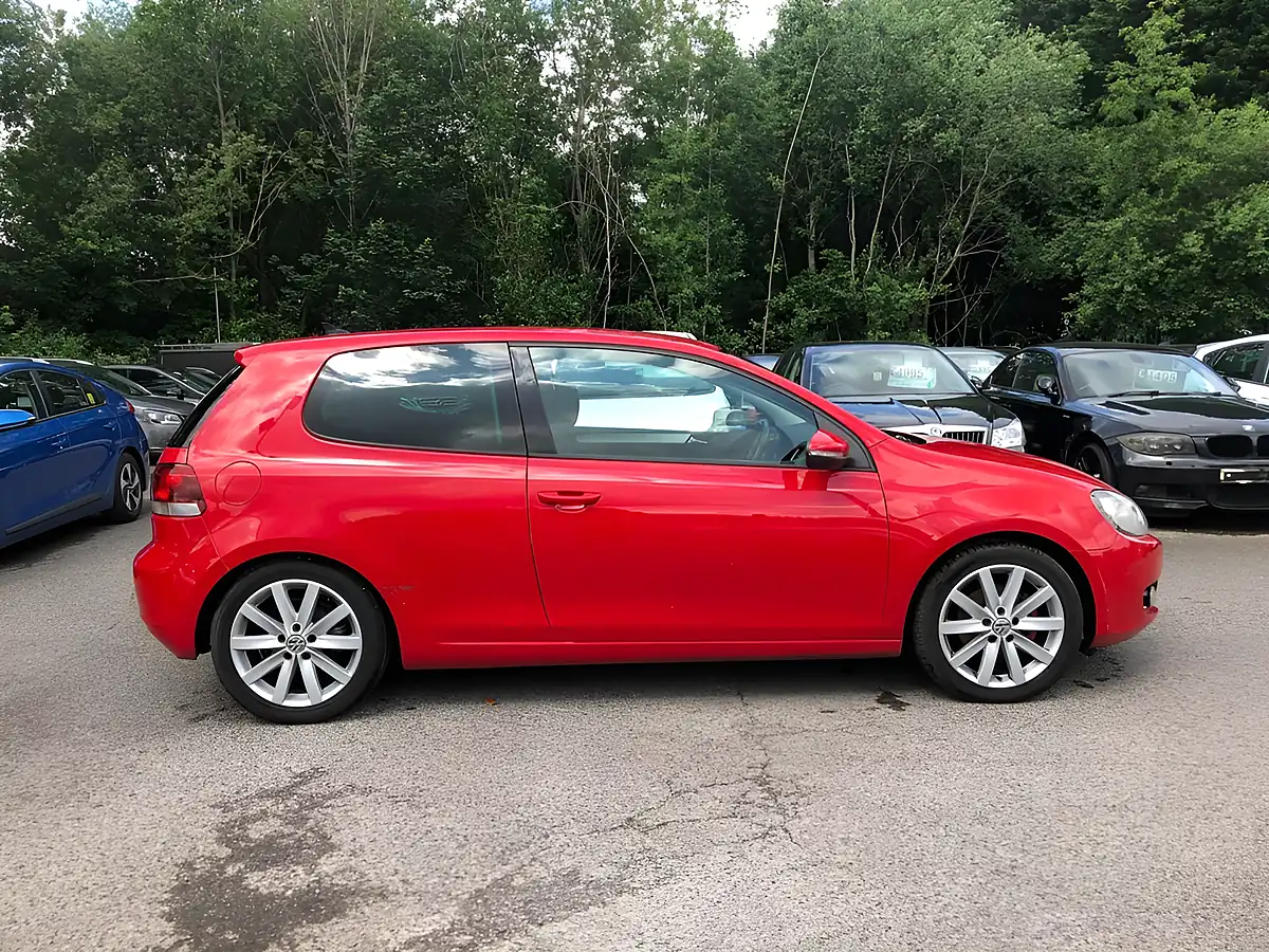Used 2009 Volkswagen Golf GT Red - Interior and Exterior details 6
