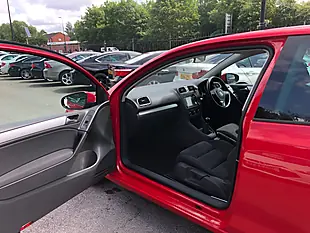 Used 2009 Volkswagen Golf GT Red - Interior and Exterior details 9