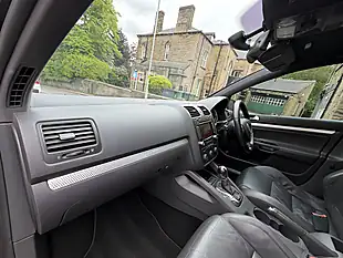 Used 2009 Volkswagen Golf R32 Black - Interior and Exterior details 18