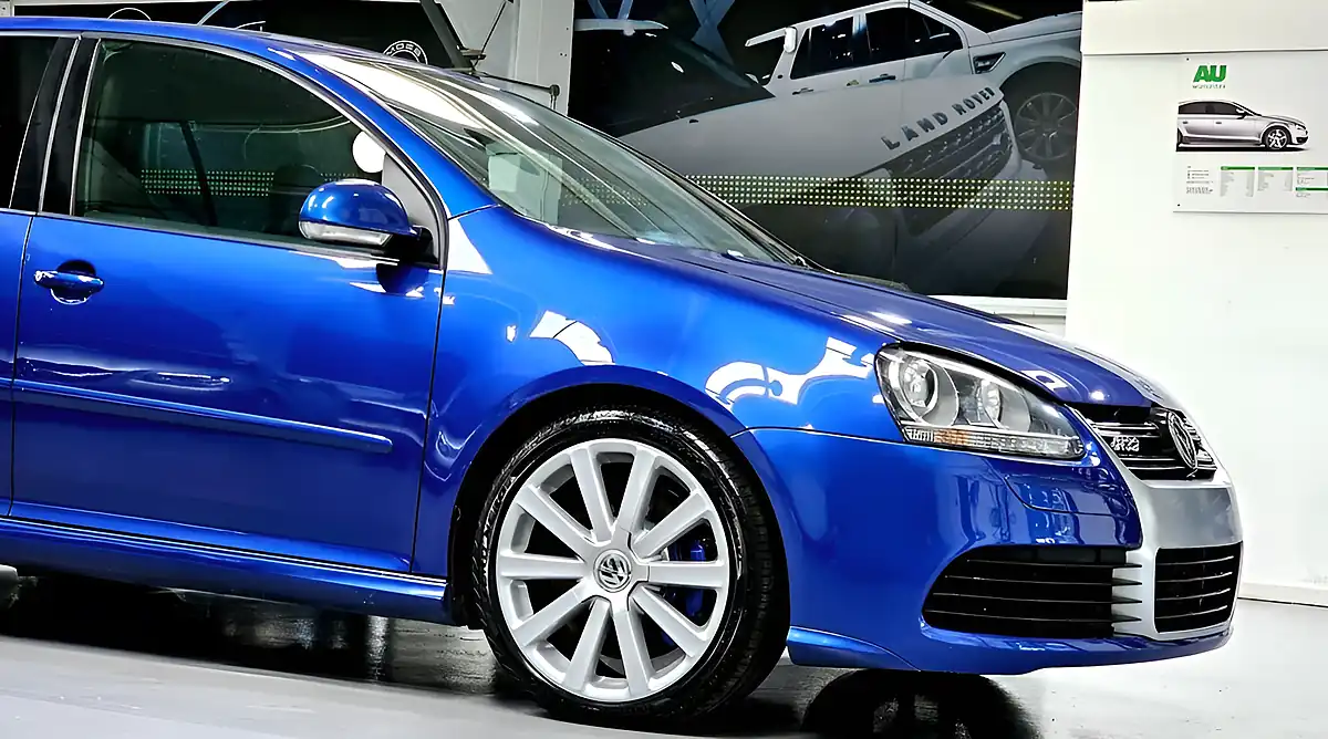 Used 2009 Volkswagen Golf R32 Blue - Interior and Exterior details 12