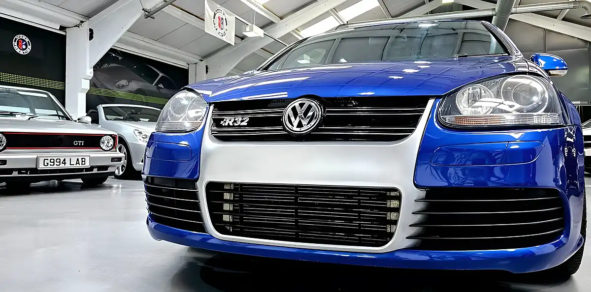 Used 2009 Volkswagen Golf R32 Blue - Interior and Exterior details 15