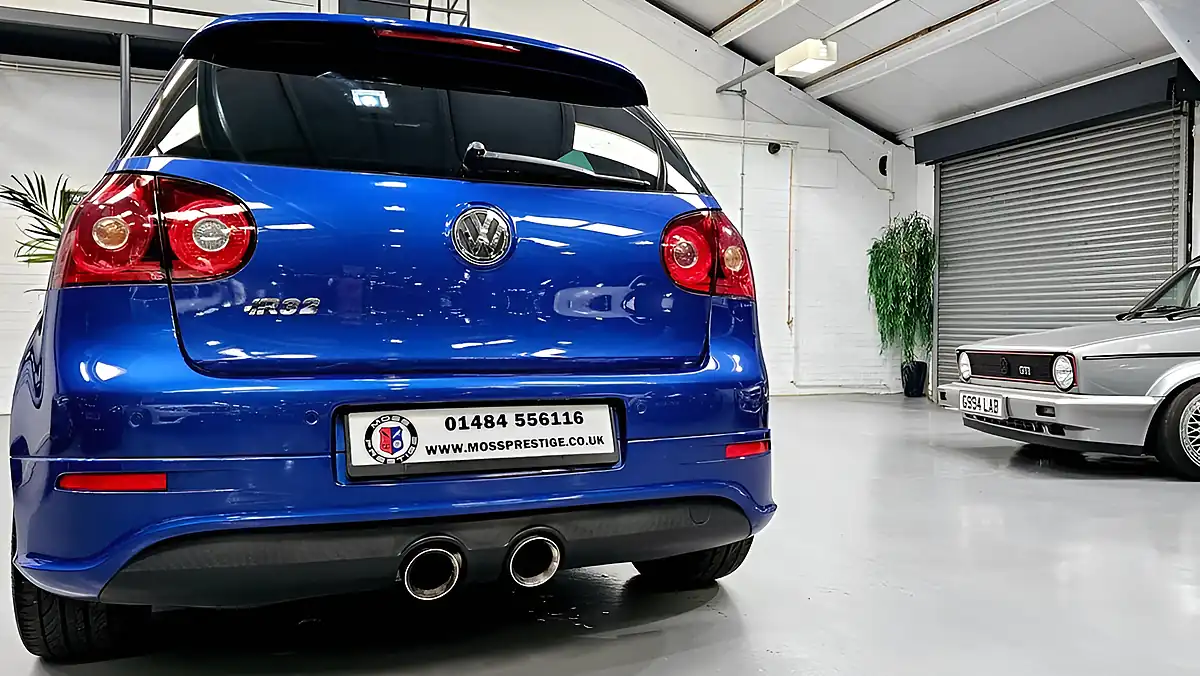Used 2009 Volkswagen Golf R32 Blue - Interior and Exterior details 19
