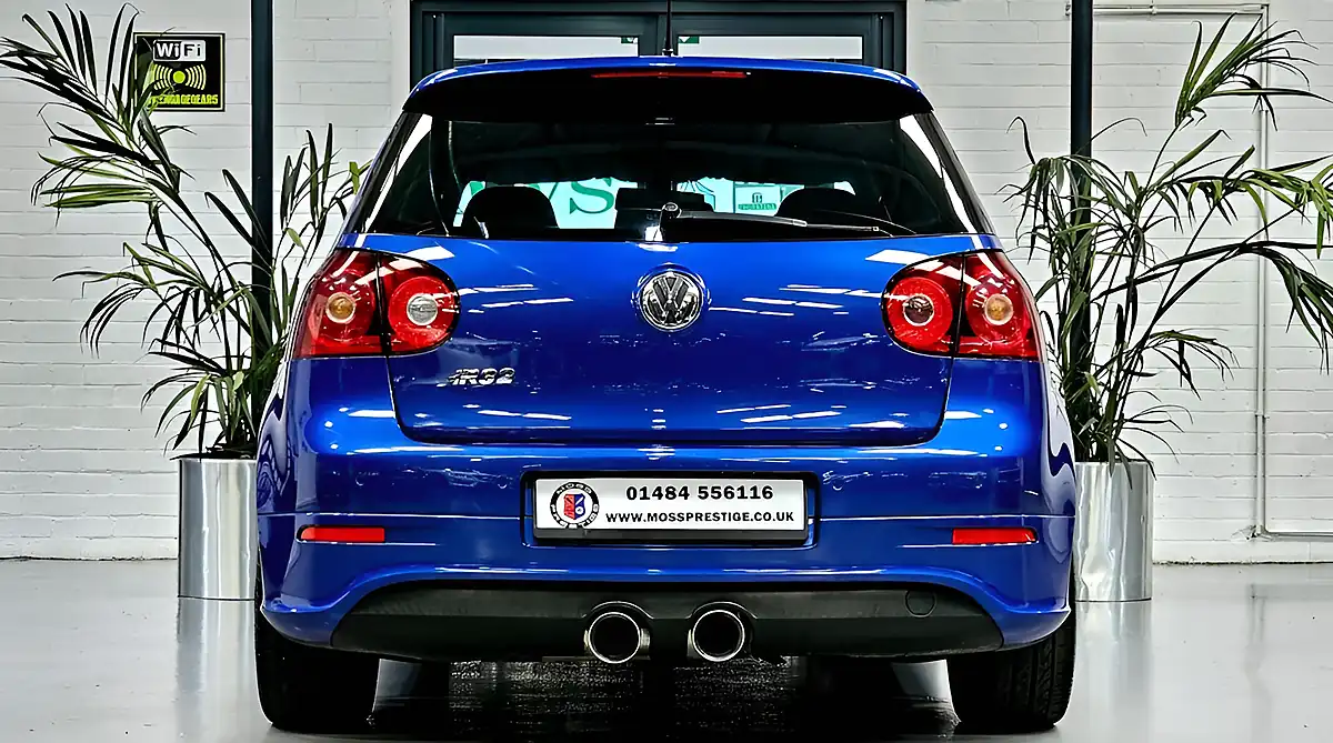 Used 2009 Volkswagen Golf R32 Blue - Interior and Exterior details 7