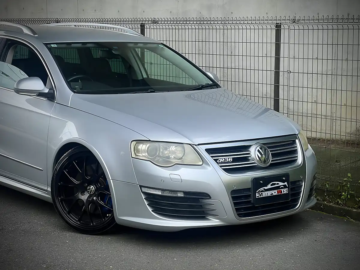 Used 2009 Volkswagen Passat Estate Silver - Interior and Exterior details 2