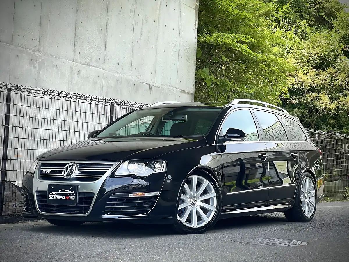 Used 2009 Volkswagen Passat R36 Black - Interior and Exterior details 5