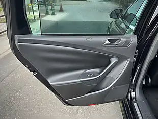 Used 2009 Volkswagen Passat R36 Black - Interior and Exterior details 18