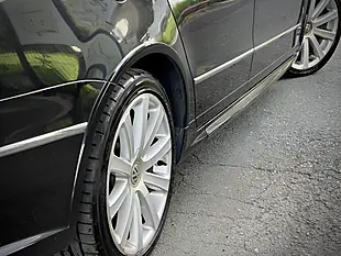 Used 2009 Volkswagen Passat R36 Black - Interior and Exterior details 5