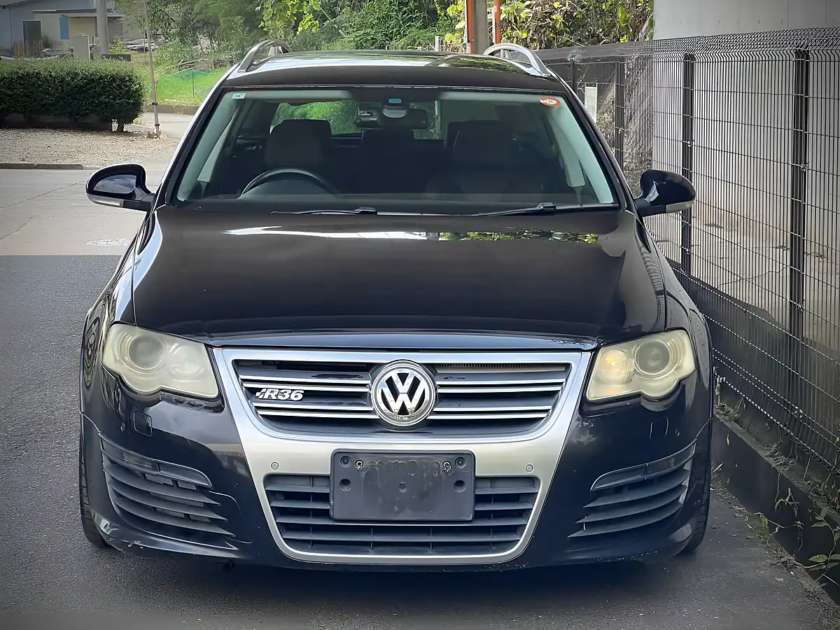 Used 2009 Volkswagen Passat R36 Black - Interior and Exterior details 6