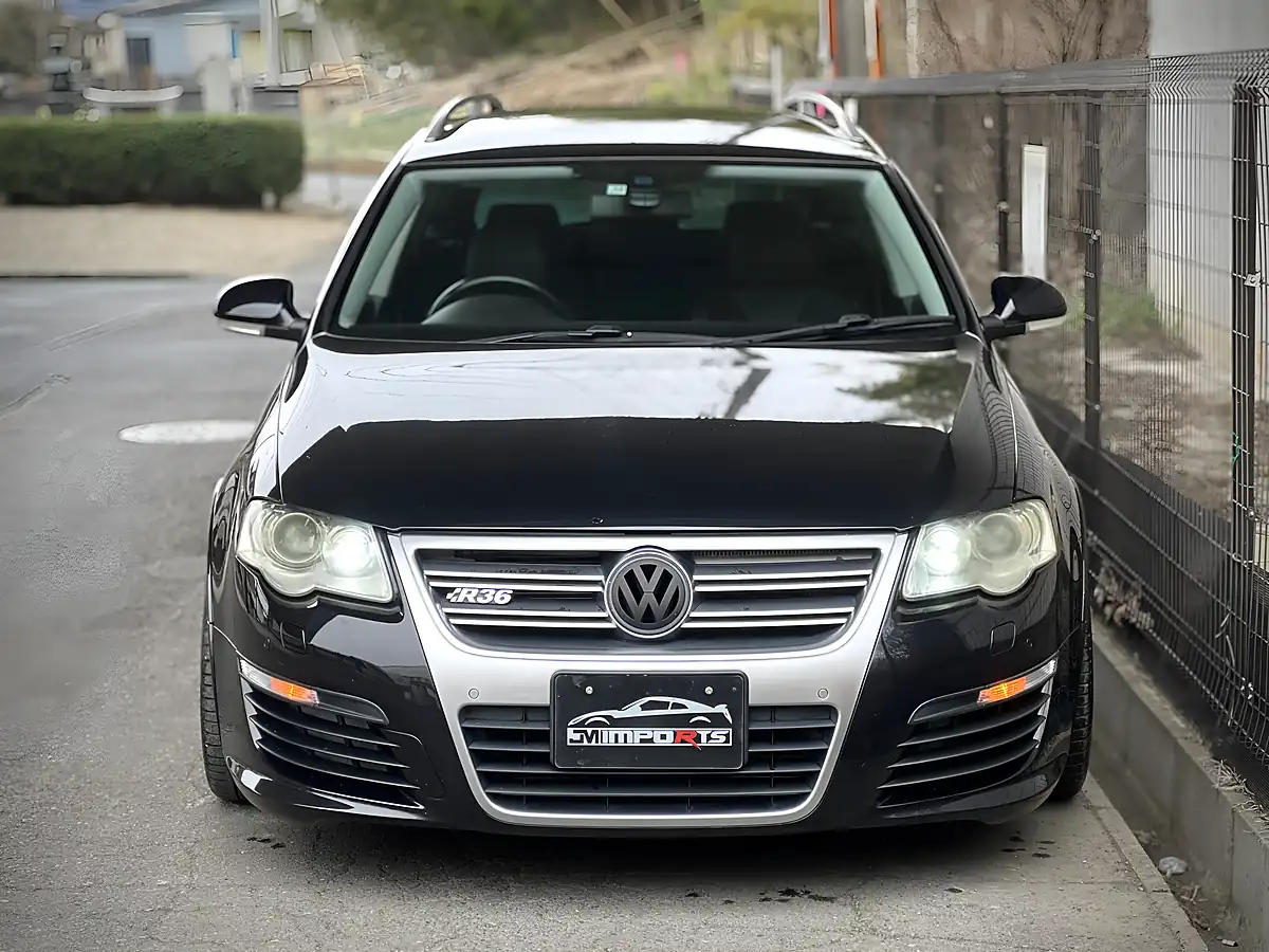 Used 2009 Volkswagen Passat R36 Black - Interior and Exterior details 13
