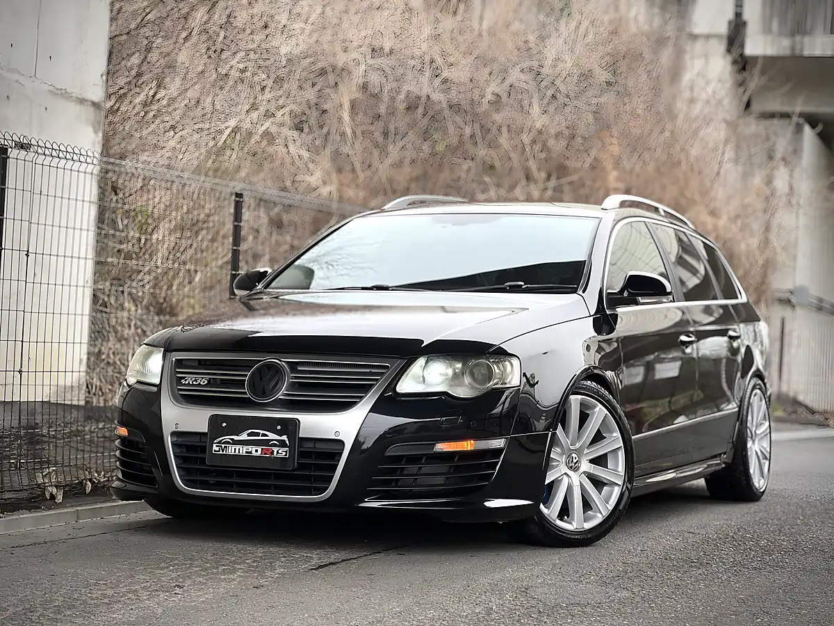 Used 2009 Volkswagen Passat R36 Black - Interior and Exterior details 6