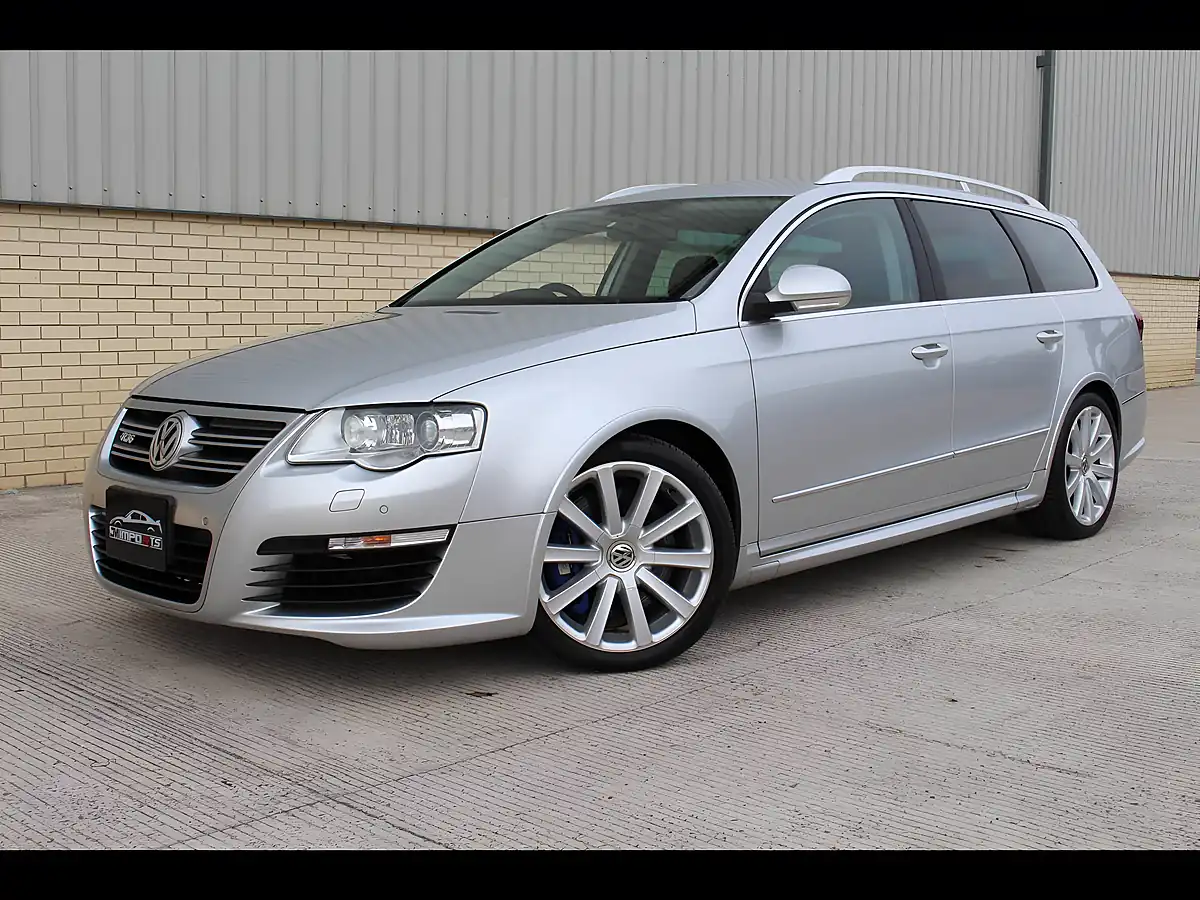 Used 2009 Volkswagen Passat R36 Silver - Interior and Exterior details 4
