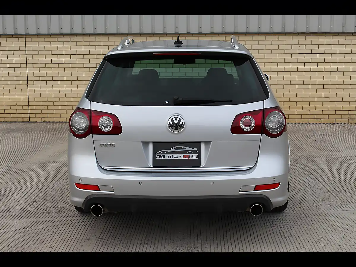 Used 2009 Volkswagen Passat R36 Silver - Interior and Exterior details 8