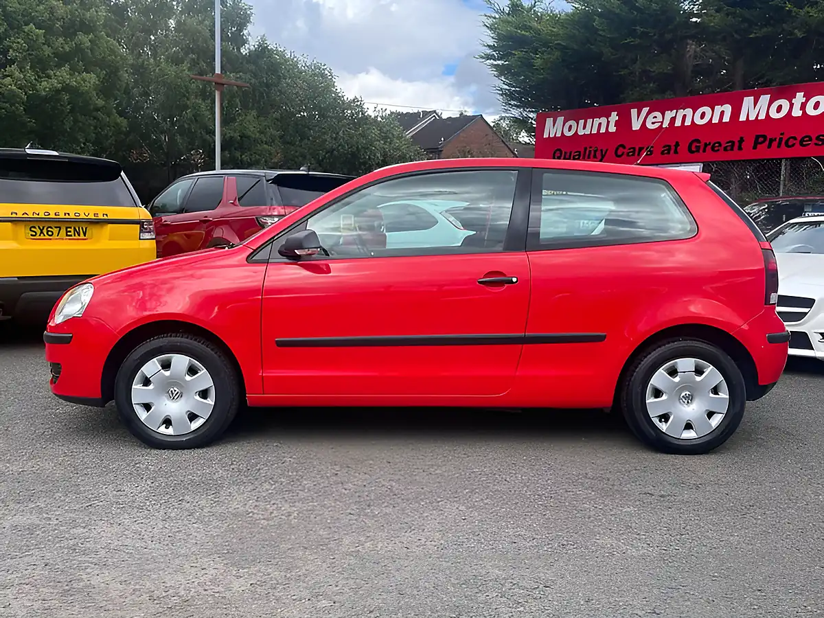 Used 2009 Volkswagen Polo E Red - Interior and Exterior details 3