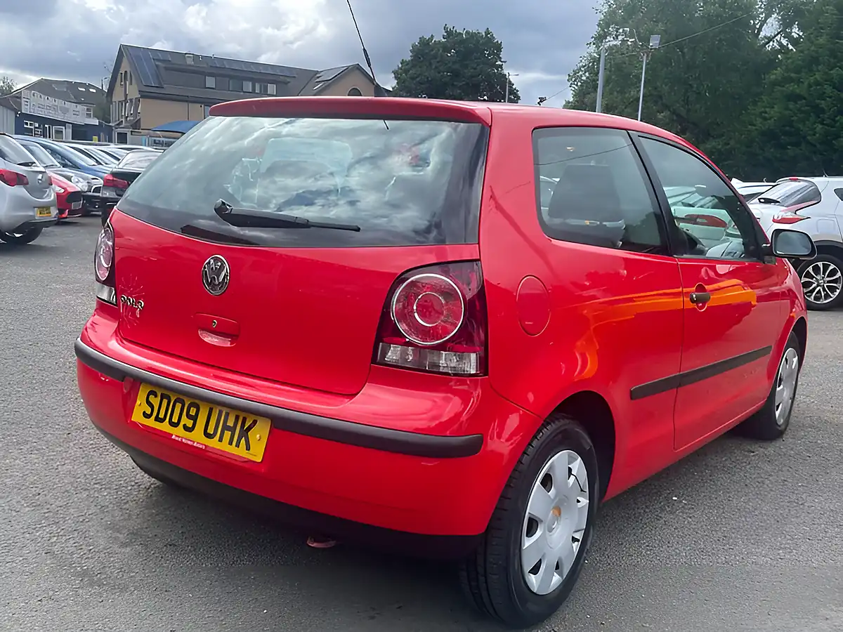 Used 2009 Volkswagen Polo E Red - Interior and Exterior details 6
