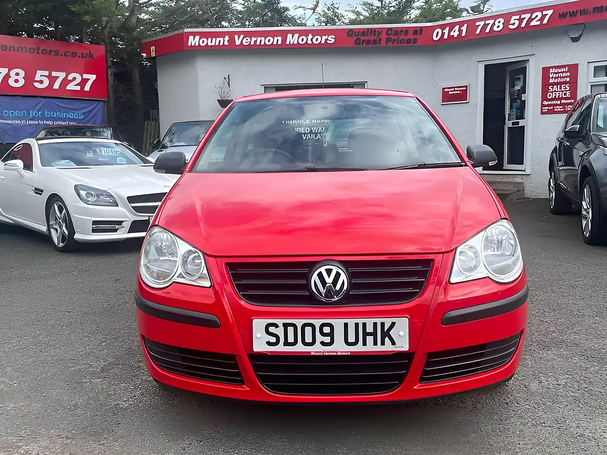 Used 2009 Volkswagen Polo E Red - Interior and Exterior details 8
