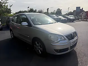Used 2009 Volkswagen Polo Match Silver - Interior and Exterior details 3