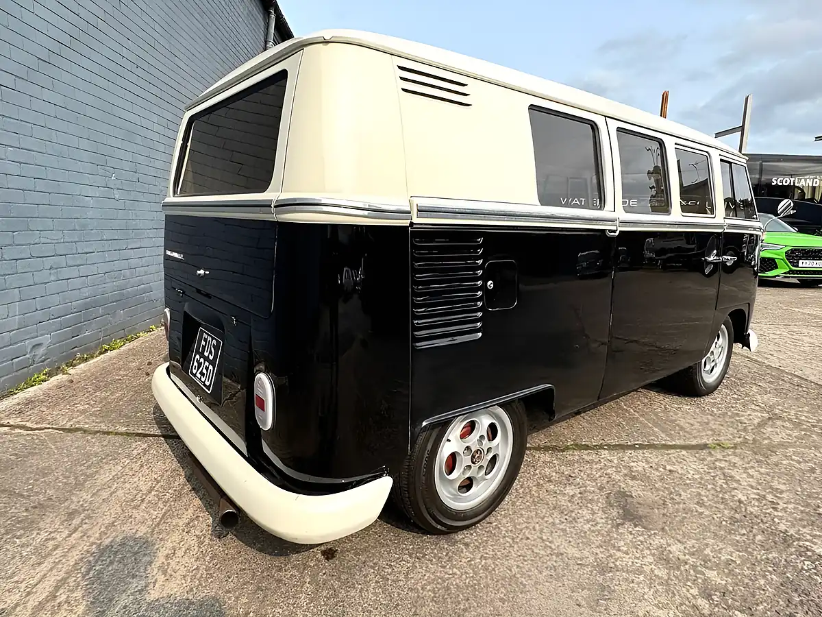 Used 2009 Volkswagen T1 Campervan Black/Beige - Interior and Exterior details 4