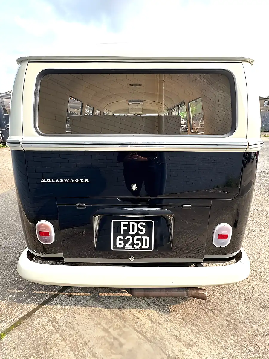 Used 2009 Volkswagen T1 Campervan Black/Beige - Interior and Exterior details 7