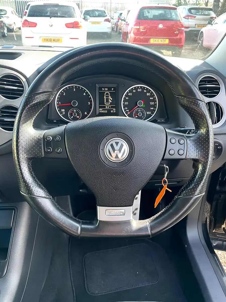 Used 2009 Volkswagen Tiguan R-Line Black - Interior and Exterior details 15