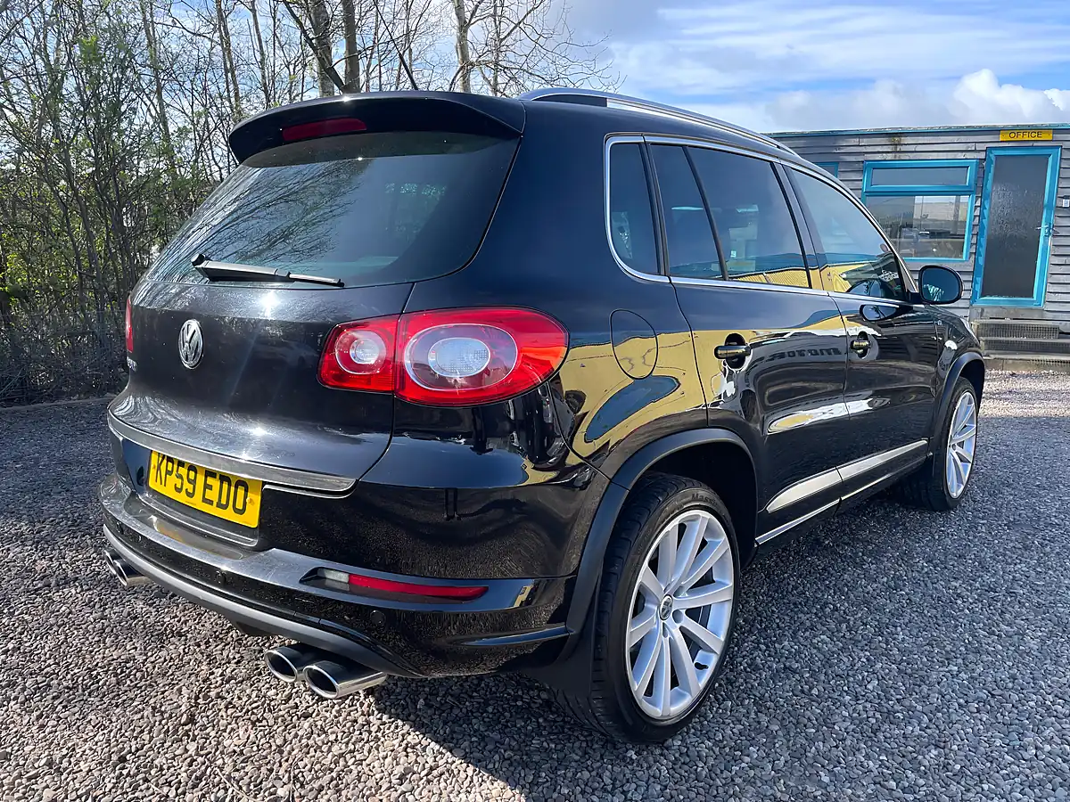 Used 2009 Volkswagen Tiguan R-Line Black - Interior and Exterior details 3