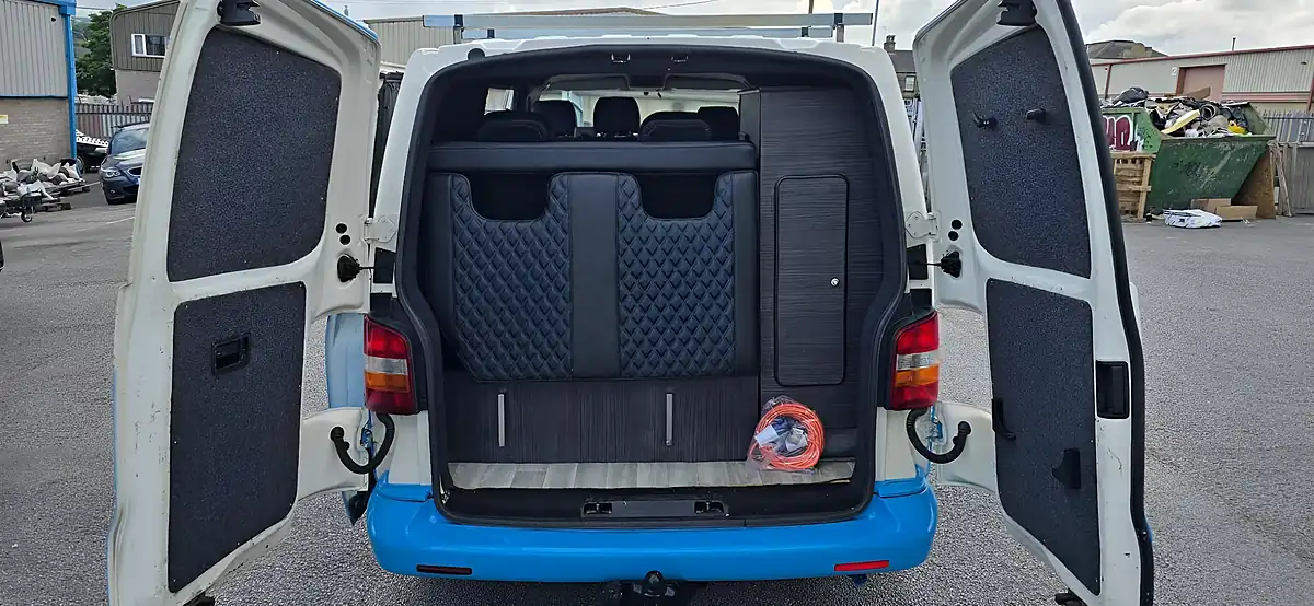Used 2009 Volkswagen Transporter Campervan White - Interior and Exterior details 9