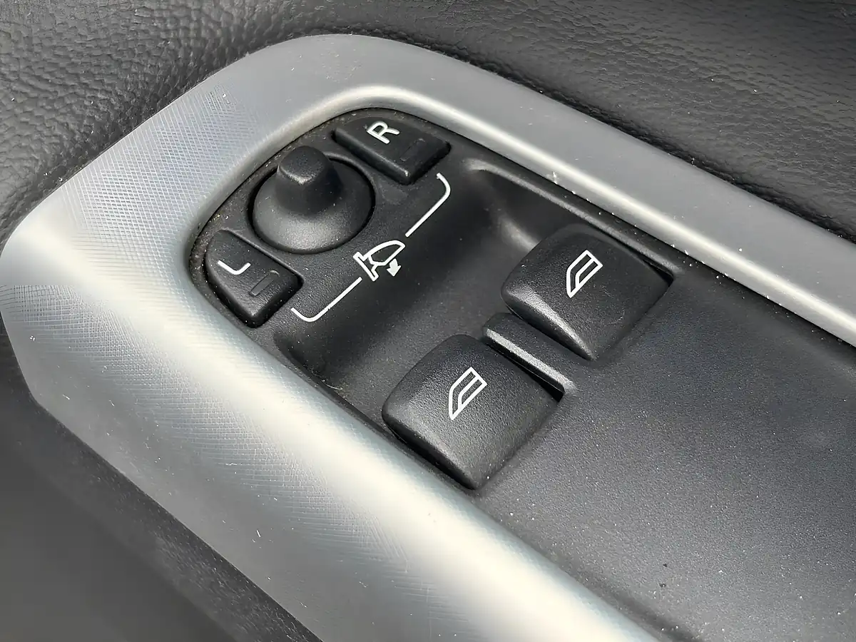 Used 2009 Volvo C30 Se Sports Coupe Other - Interior and Exterior details 11