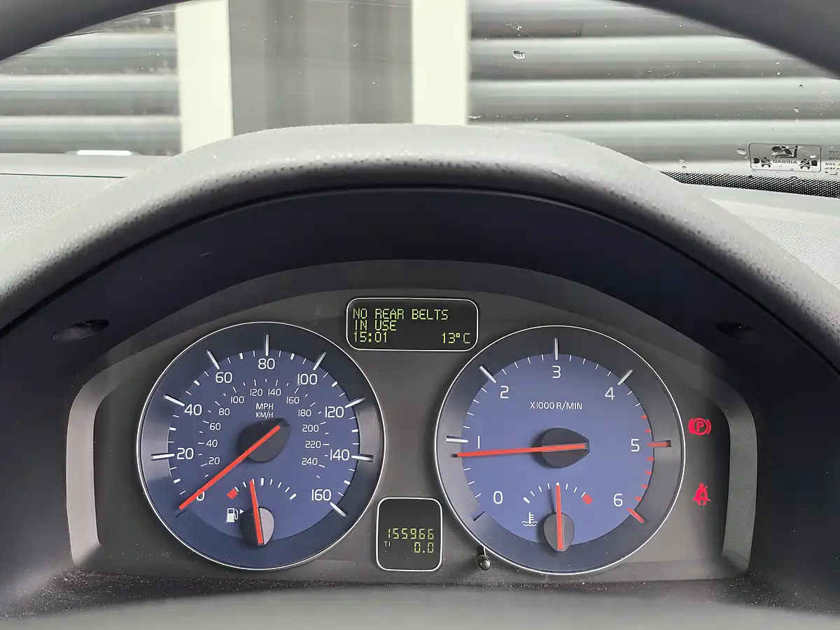 Used 2009 Volvo S40 R-Design Sport Red - Interior and Exterior details 10