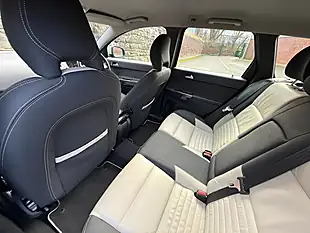 Used 2009 Volvo V50 R-Design Barents Blue - Interior and Exterior details 12