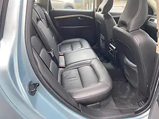 Used 2009 Volvo V70 Se Blue - Interior and Exterior details 17