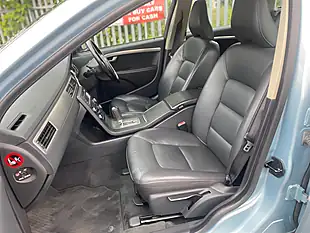 Used 2009 Volvo V70 Se Blue - Interior and Exterior details 18