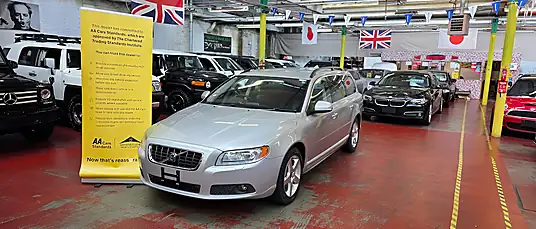 2009 Volvo V70 2.5T SE
