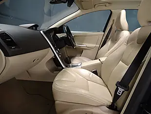 Used 2009 Volvo XC60 Se Lux Premium Grey - Interior and Exterior details 14