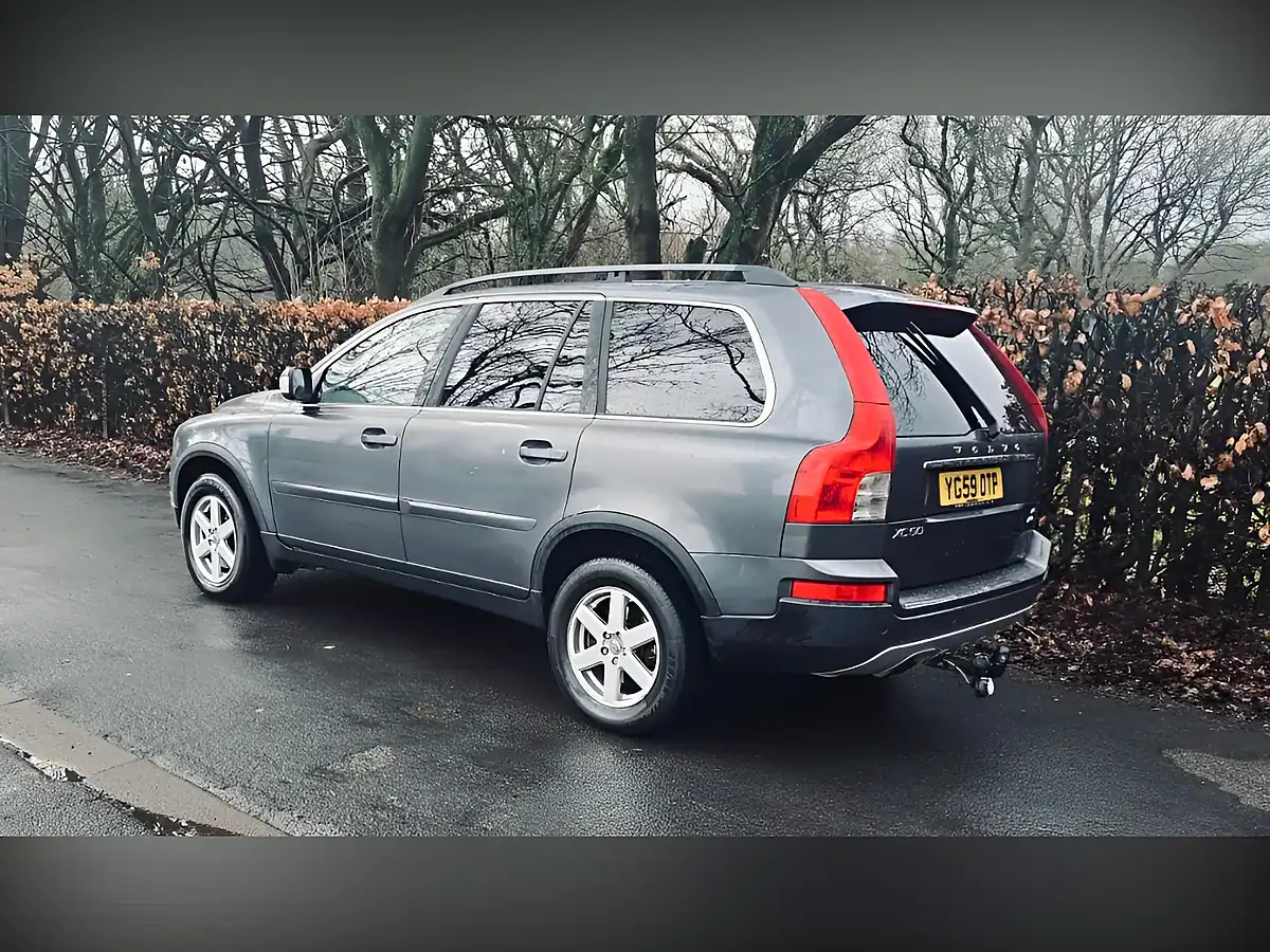 Used 2009 Volvo XC90 Active Grey - Interior and Exterior details 11