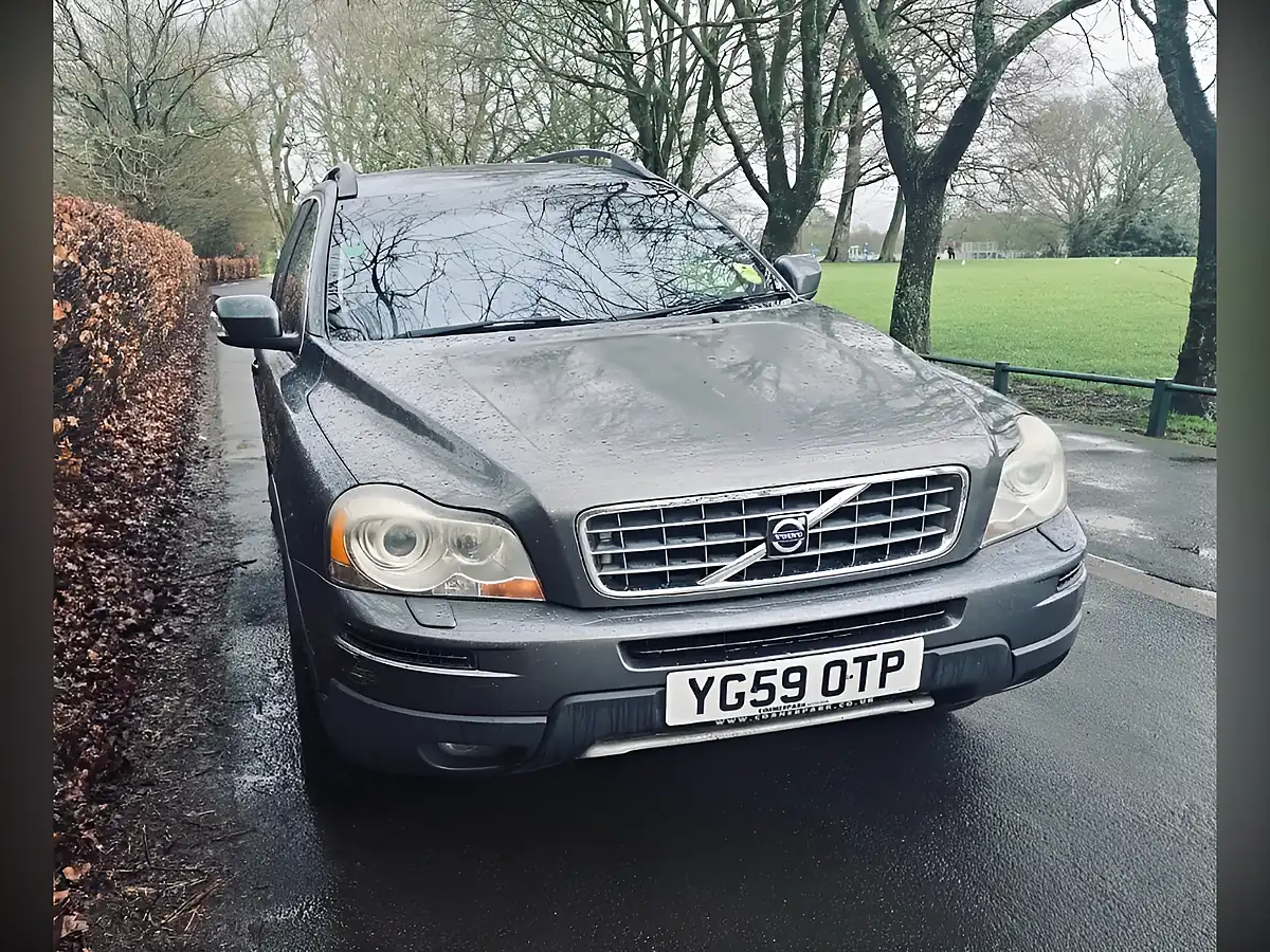 Used 2009 Volvo XC90 Active Grey - Interior and Exterior details 13