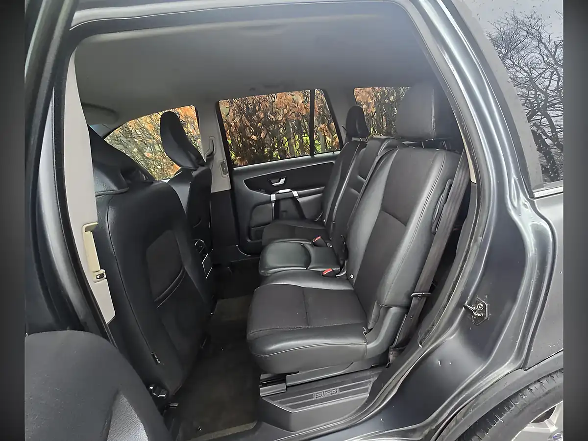 Used 2009 Volvo XC90 Active Grey - Interior and Exterior details 20