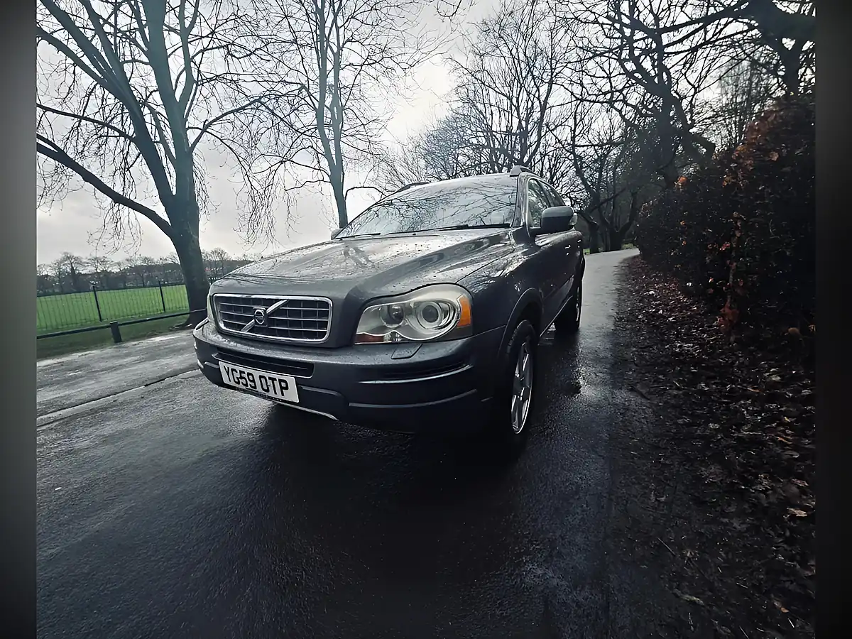 Used 2009 Volvo XC90 Active Grey - Interior and Exterior details 8