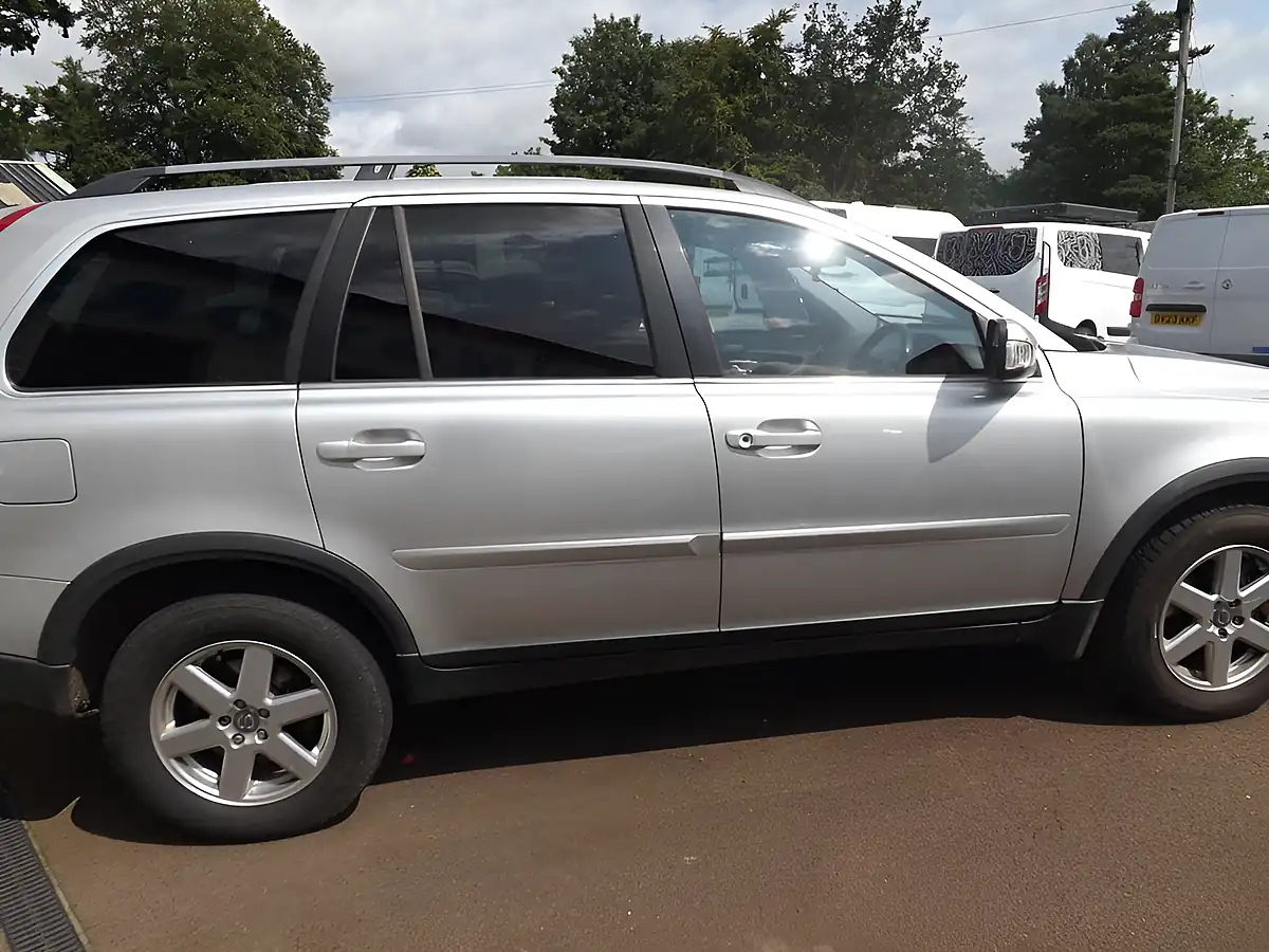 Used 2009 Volvo XC90 Active Silver - Interior and Exterior details 20
