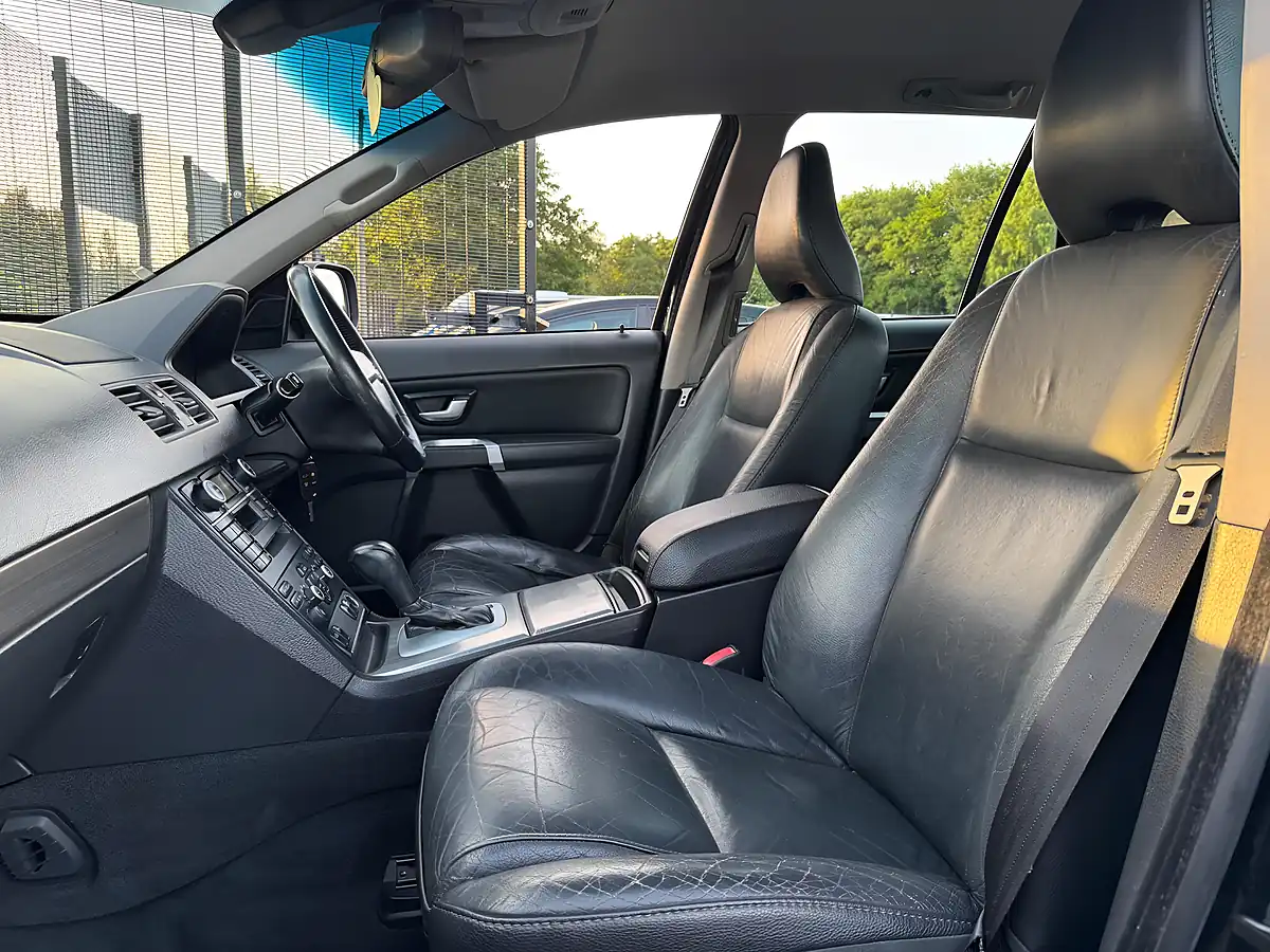 Used 2009 Volvo XC90 Se Black - Interior and Exterior details 18