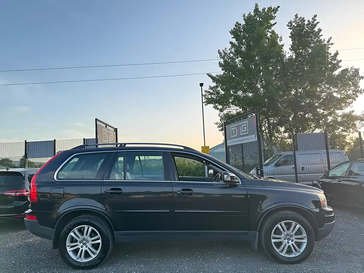 Used 2009 Volvo XC90 Se Black - Interior and Exterior details 8