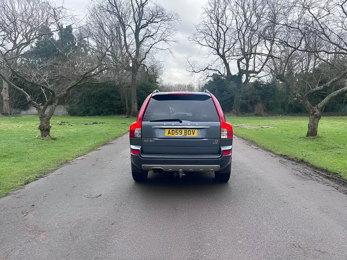 Used 2009 Volvo XC90 Se Lux Premium Grey - Interior and Exterior details 8