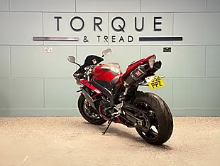 Used 2009 Yamaha R1 Yzf R1 4C8 Red - Interior and Exterior details 6