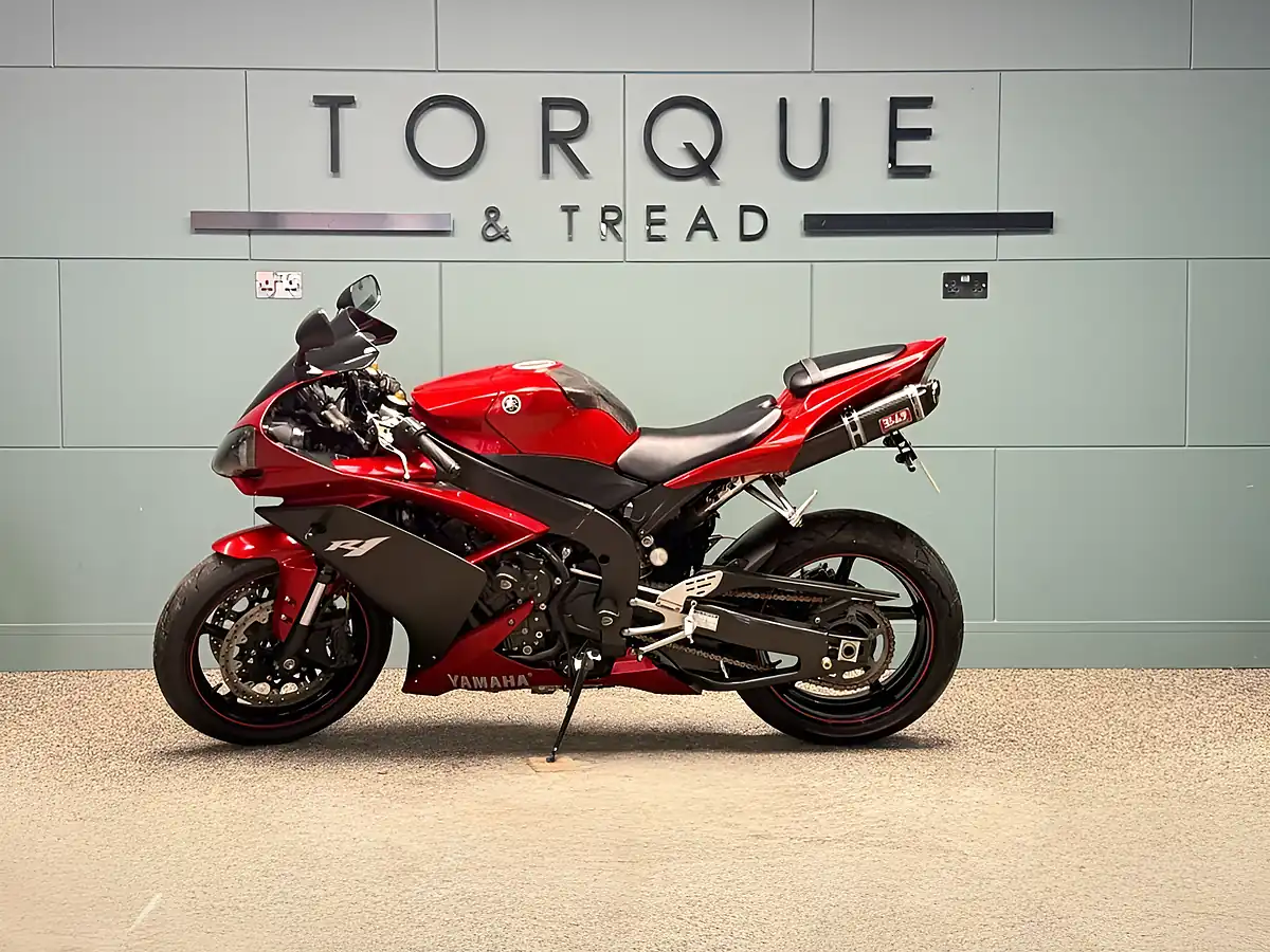 Used 2009 Yamaha R1 Yzf R1 4C8 Red - Interior and Exterior details 8
