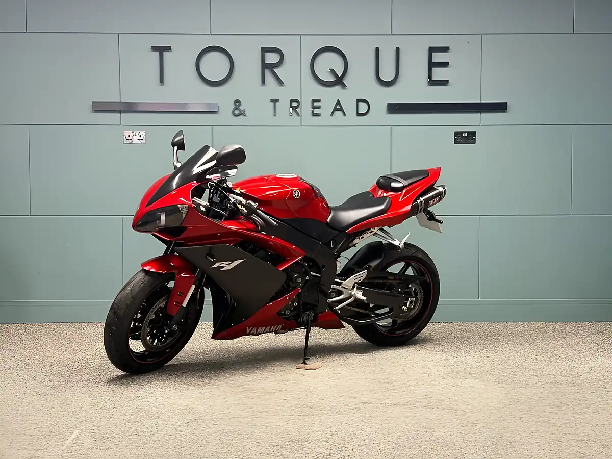 Used 2009 Yamaha R1 Yzf R1 4C8 Red - Interior and Exterior details 9