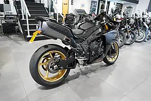 Used 2009 Yamaha YZF-R1 Big Bang Black - Interior and Exterior details 5