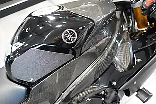 Used 2009 Yamaha YZF-R1 Big Bang Black - Interior and Exterior details 9
