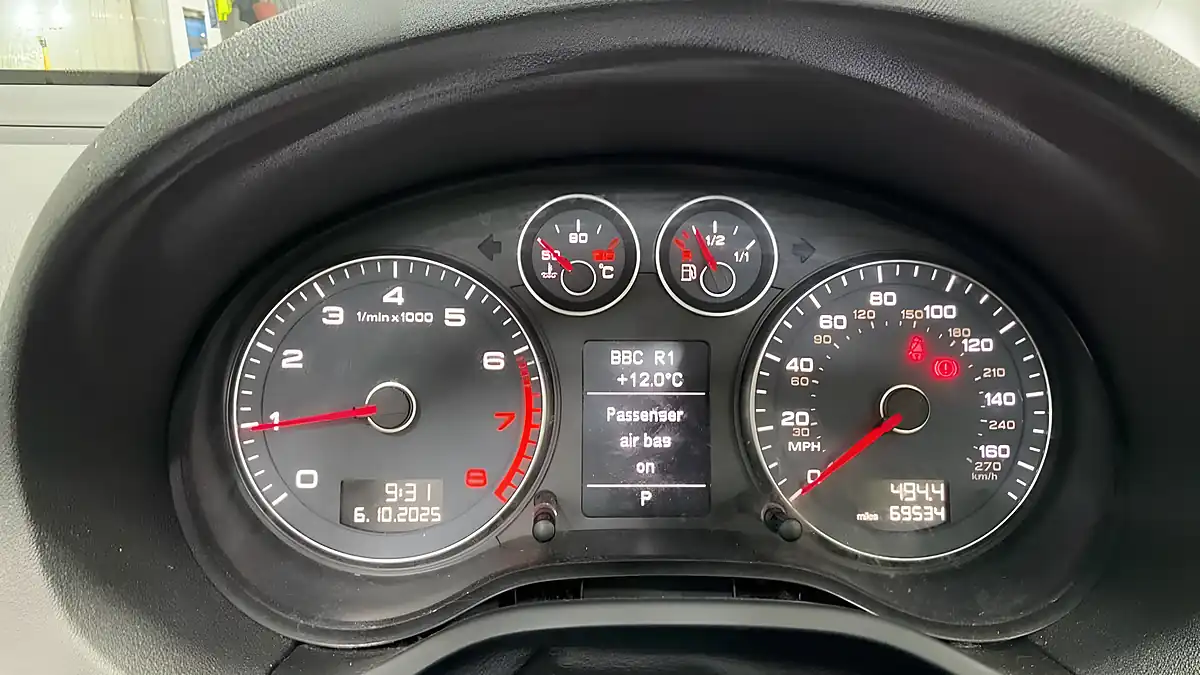 Used 2010 Audi A3 Cabriolet S Line Black - Interior and Exterior details 11