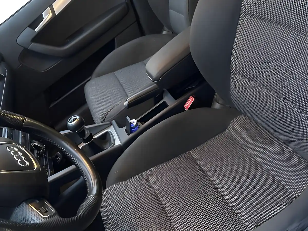 Used 2010 Audi A3 Sport Red - Interior and Exterior details 5